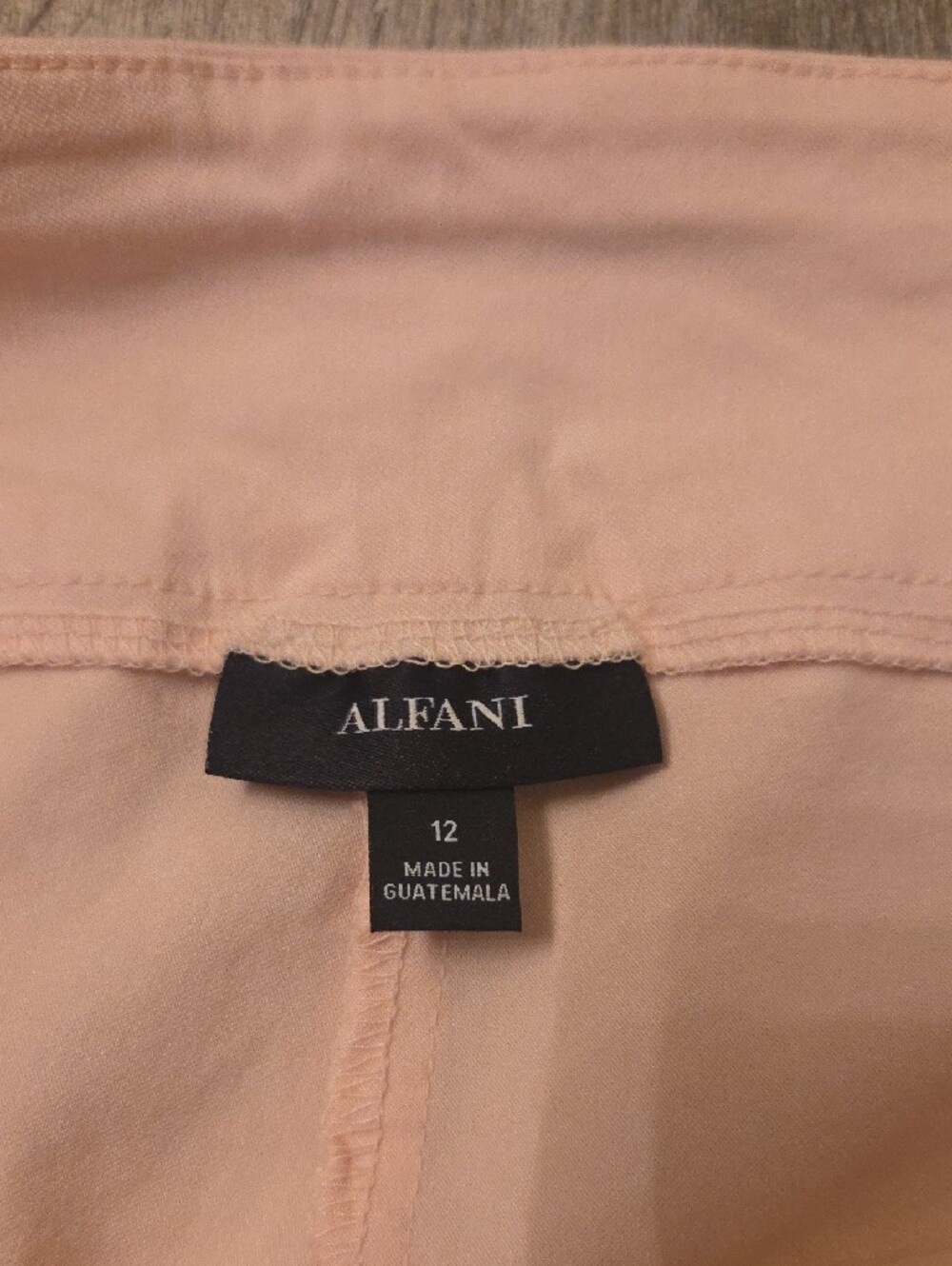 Alfani Light Blush Pink Women's Capris - Picture 3 of 7